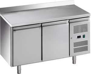 European Type Auto Defrost GN Counter freezer with Backsplash