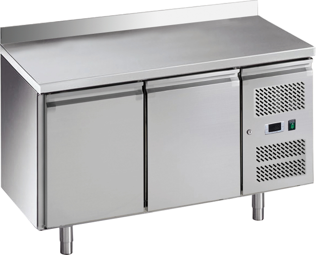 European Type Auto Defrost GN Counter freezer with Backsplash