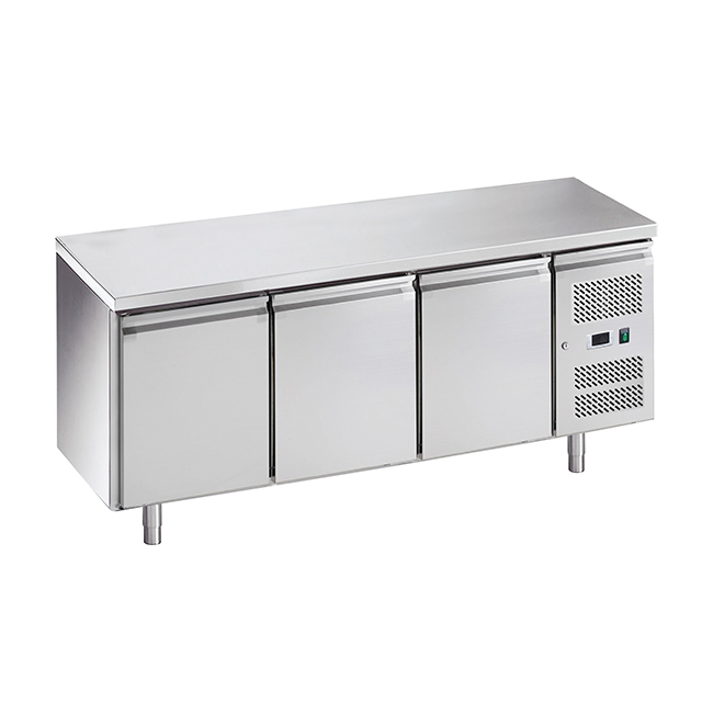 GNH3100TN European type GN counter chiller for commercial kitchen