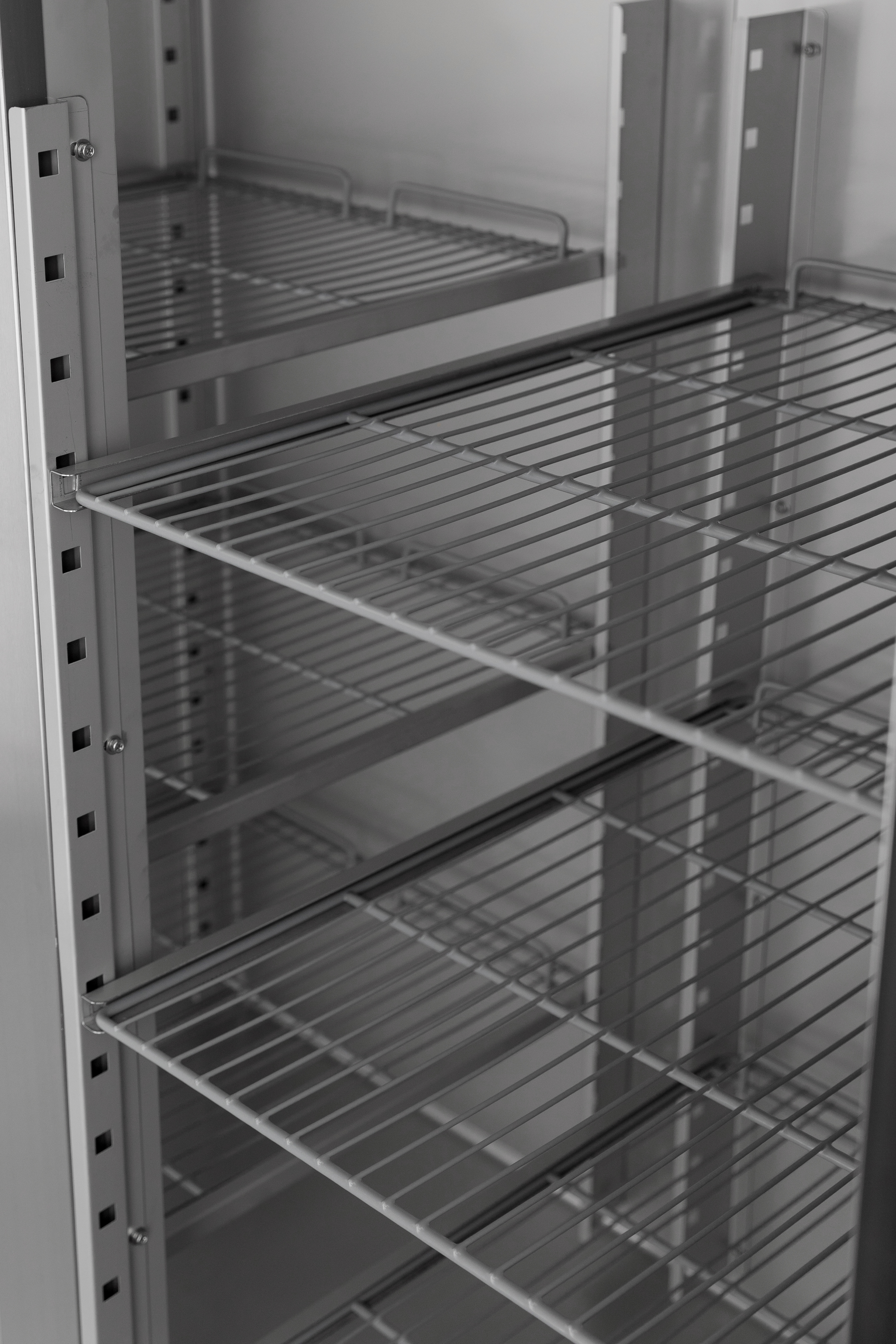 Monoblock Energy-Saving Upright Refrigerator for Kitchen