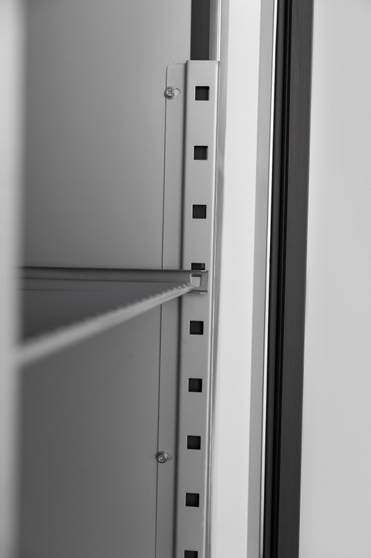 Energy efficiency class A Upright refrigerator cabinet for kitchen equipment