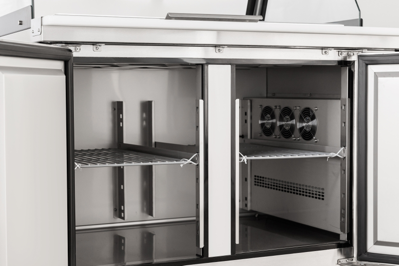 New Design Refrigerated Preparation Table Reserve a place for the cash register.