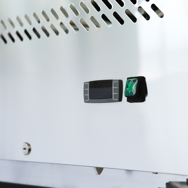 European Style Stainless Steel Commercial Upright Chiller