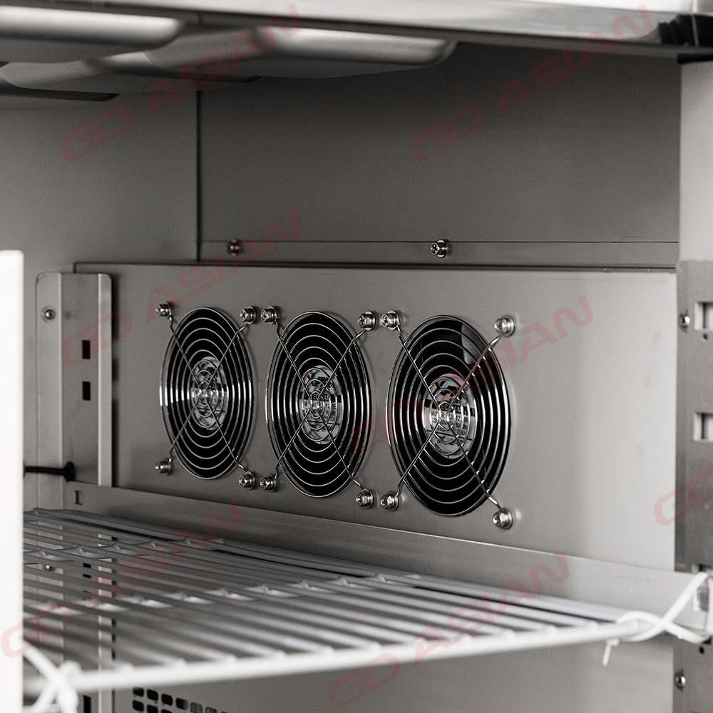 New Design Refrigerated Preparation Table Reserve a place for the cash register.