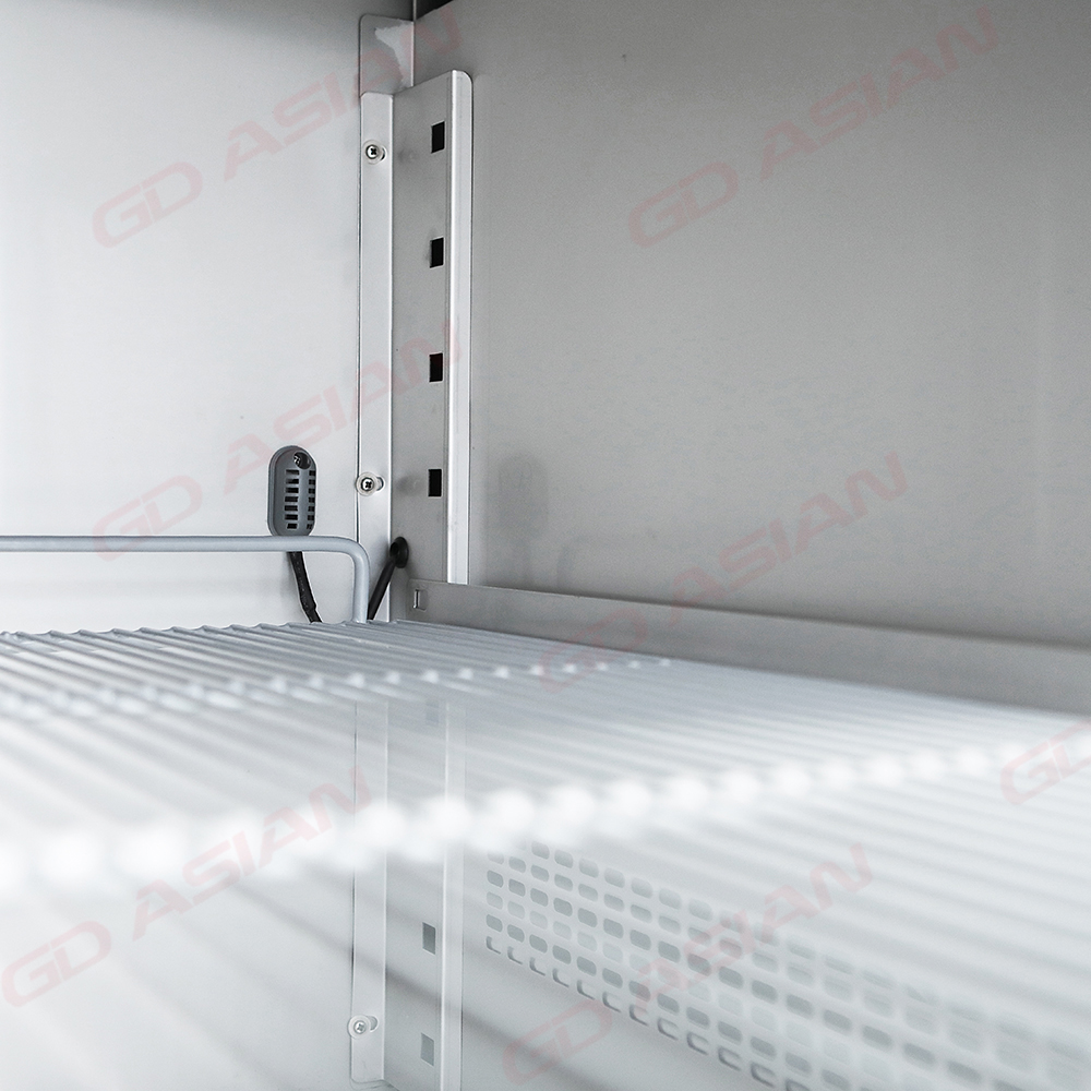 3-Door Pizza Table Commercial Refrigerated Pizza Prep Counter