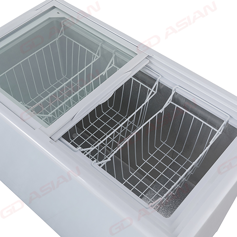 Commercial Freezer with Lockable Glass Lid