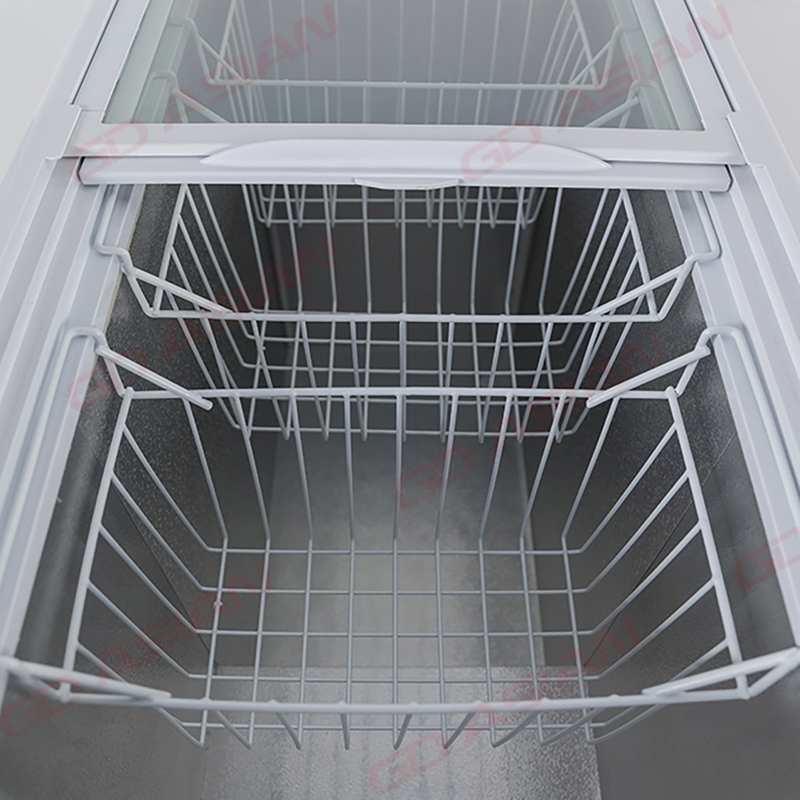 Commercial Freezer with Lockable Glass Lid